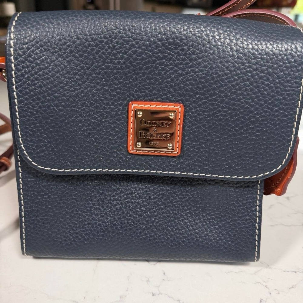 Dooney & Bourke Disney Club 33 Navy Leather Crossbody Bag Retired Rare